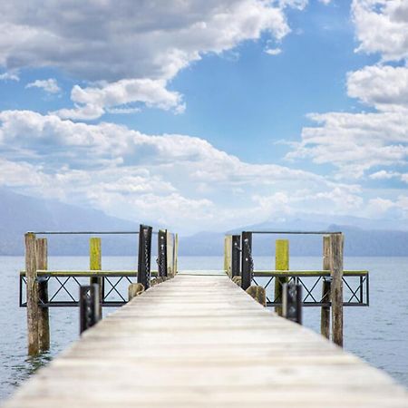 Tasman Holiday Parks - Te Anau Exterior foto The pier at the lake